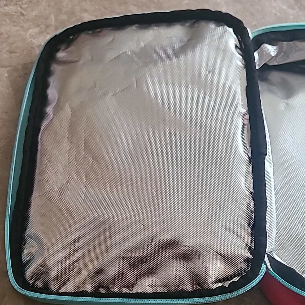 Adidas Lunch Box - Picture 4 of 5